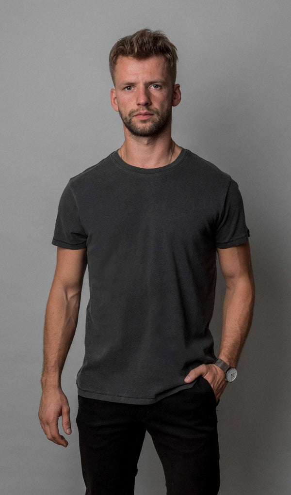 PLAYERA CLASSIC TEE - WASHED BLACK